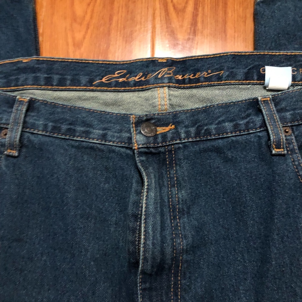 Eddie Bauer Men’s Jeans Size 44 X 30 Classic Fit heavy Weight denim original Hem - Picture 2 of 10